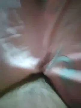 -Tara-a's Live XXX Chat