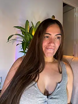 Chat XXX ao vivo de emmily_d
