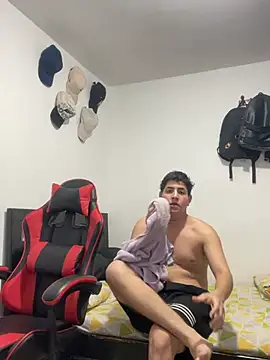 Fozil_Dvice – Live XXX-chat
