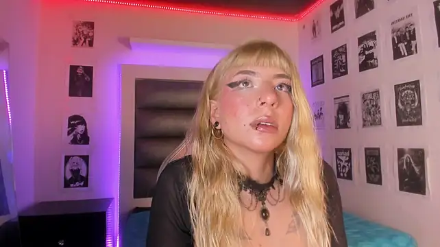 adhalee_js XXX чат на живо