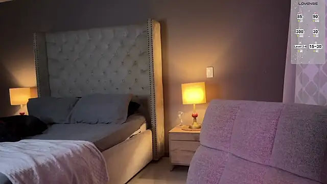 vangie_'s Live XXX Chat