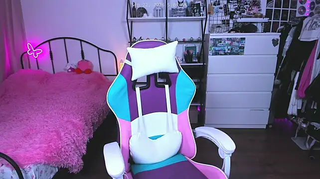 ashleywowmeow's Live XXX Chat