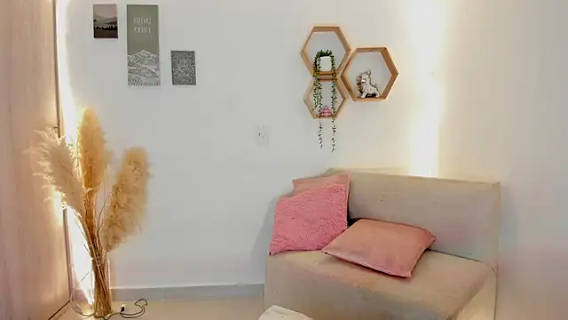 Chat +18 de mariam_hill ao vivo