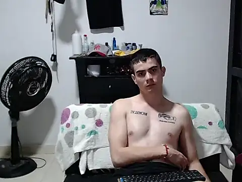 Zac_Efront Chat XXX in diretta