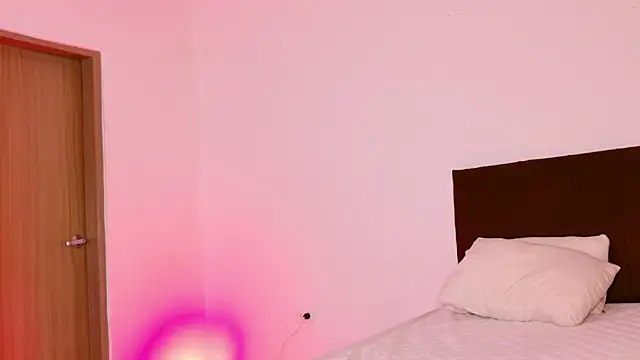 elizabeth_bathory_oa élő XXX-chatje