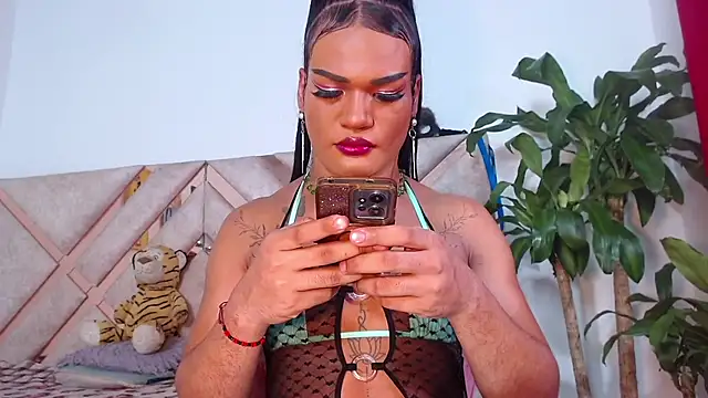 Chat XXX ao vivo de DOLL_PARTY_BIGCOCK