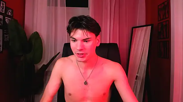 XXX chat uživo modela Kamal_Kramer