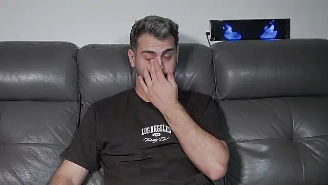 CrazyDom1 라이브 XXX 채팅