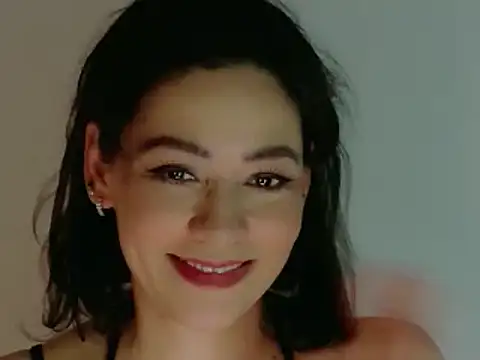 Totyy_Montes Adlı Modelin Canlı XXX Sohbeti