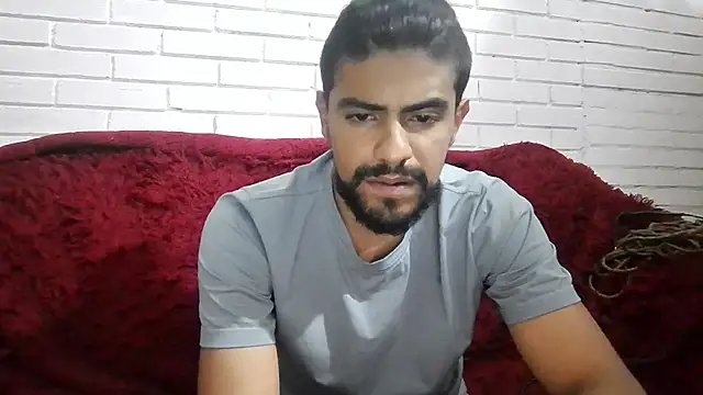 Chat +18 de JBond007BBC ao vivo