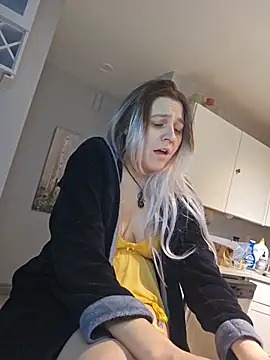 XXX chat uživo modela ScarletsWeb