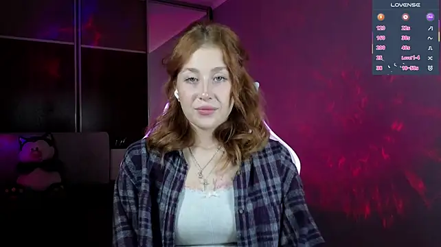 AmyFoxy XXX чат на живо