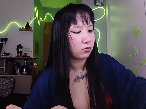 XXX chat uživo modela Japabaixinha