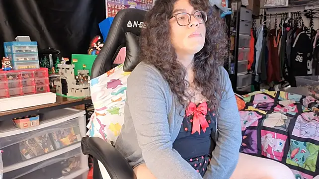 ShinyCherub Chat XXX live