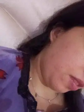 Beerrry Adlı Modelin Canlı XXX Sohbeti