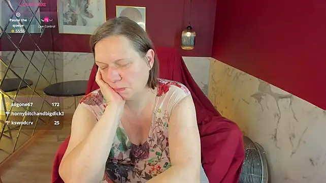 Chatroom XXX en direct de KellyPerfection
