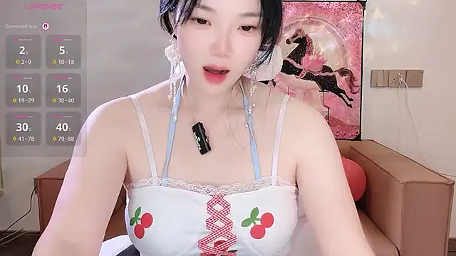 upoo7lt's Live XXX Chat
