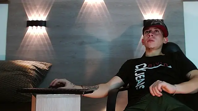 Gaeliitto 라이브 XXX 채팅