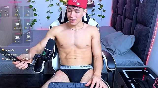 دردشة Luke_Muscle الجنسية المباشرة
