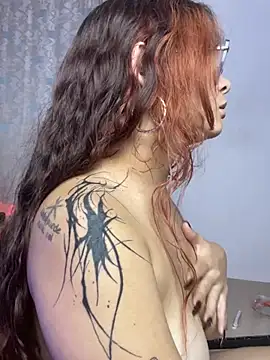 Chat XXX Live NikyFrequency