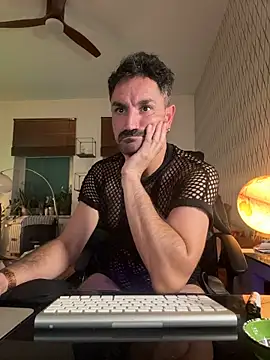 tomz0819 Chat XXX live