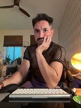 tomz0819 Chat XXX live