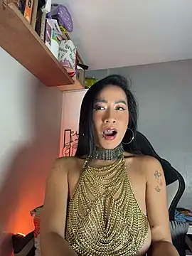 AsianMilfSheryl élő XXX-chatje