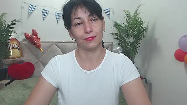 LiluGrants Chat XXX live