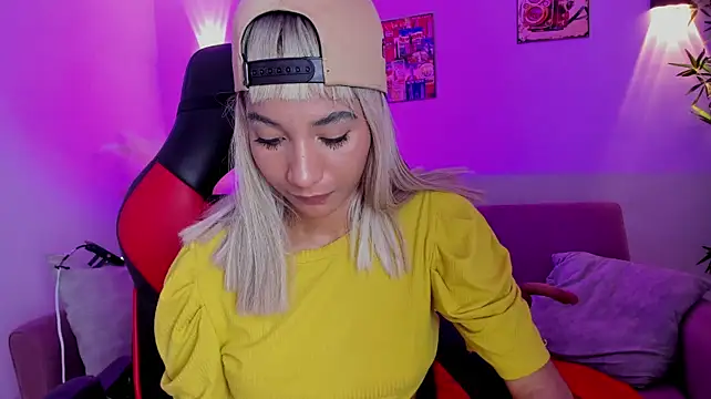 Emily_bruss Live XXX-Chat