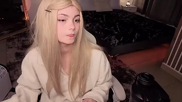 MileyRood Chat XXX in diretta