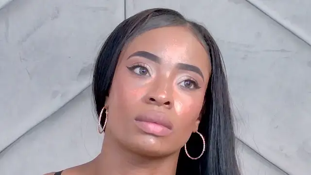Chat +18 de TylaGibs ao vivo