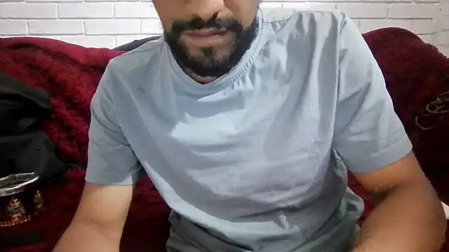 Živý XXX chat JBond007BBC