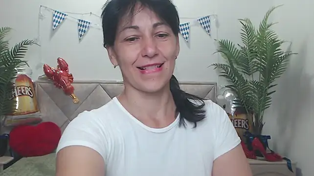 צ'אט XXX בשידור חי של LiluGrants