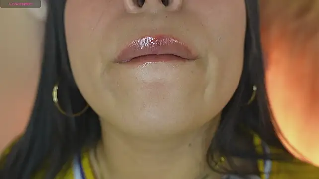 mia_roux1: онлайн-секс-чат