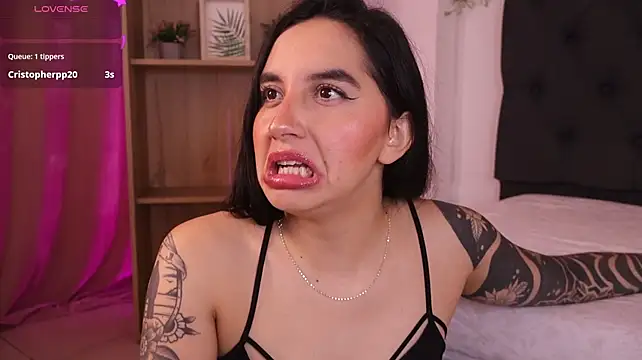 دردشة kaylee_lee الجنسية المباشرة