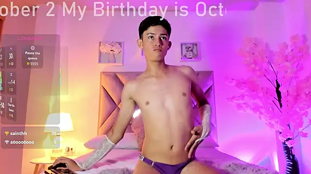 Baby_noahtt Adlı Modelin Canlı XXX Sohbeti