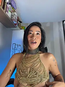 Chatroom XXX en direct de AsianMilfSheryl