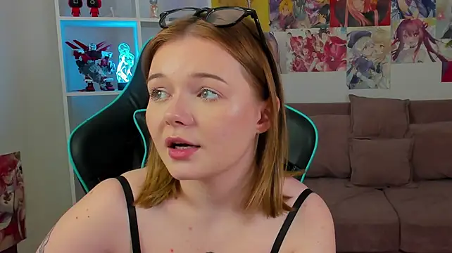 Chat +18 de ElinaVale ao vivo