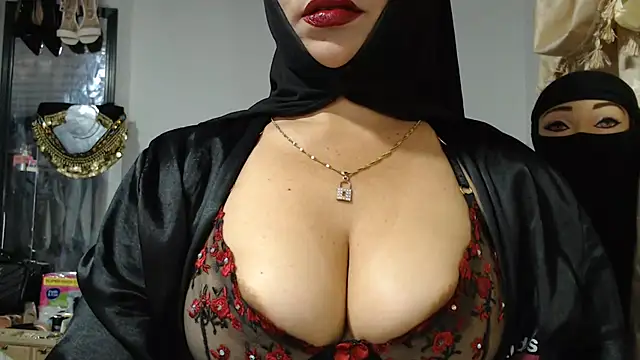 Chat +18 de nadia__abaud ao vivo