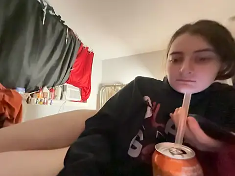 Pertunjukan Kamera Web Snowbunnycake_131
