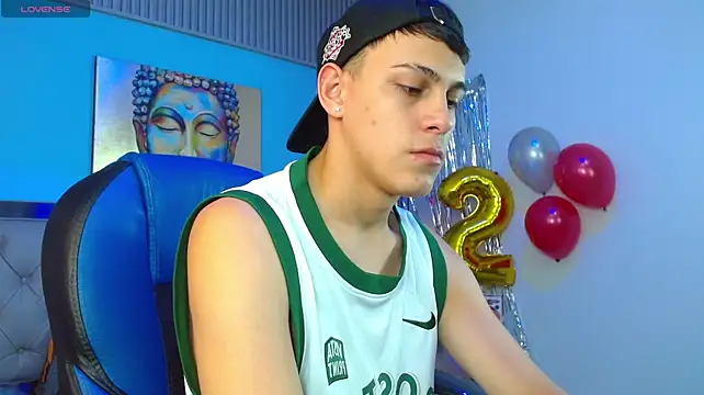 Chat XXX en directo de Ethanx18_