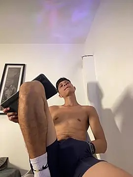 Онлайн чат XXX Twinkcock22