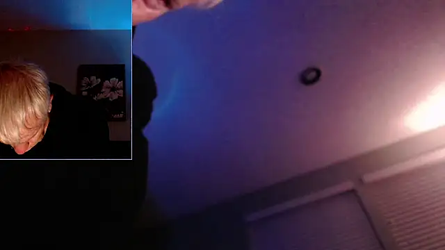 Snarfle82's Live XXX Chat