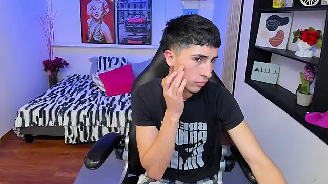 Benji23_ Chat XXX live