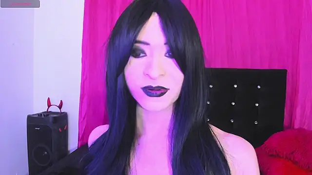 Chat +18 de cutenaked_8 ao vivo