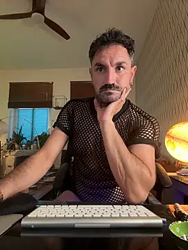 Živý XXX chat tomz0819