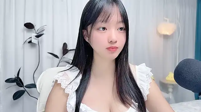 XXX chat uživo modela Winnie666999