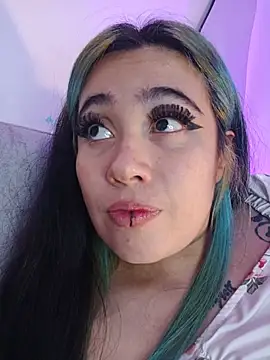 XXX chat uživo modela liliith-zeniith