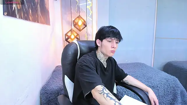 Cry_thereal Live XXX Chat