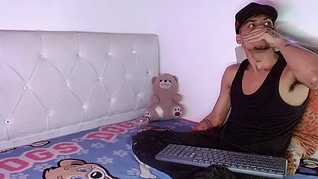 Chatroom XXX en direct de Angel_foxc13